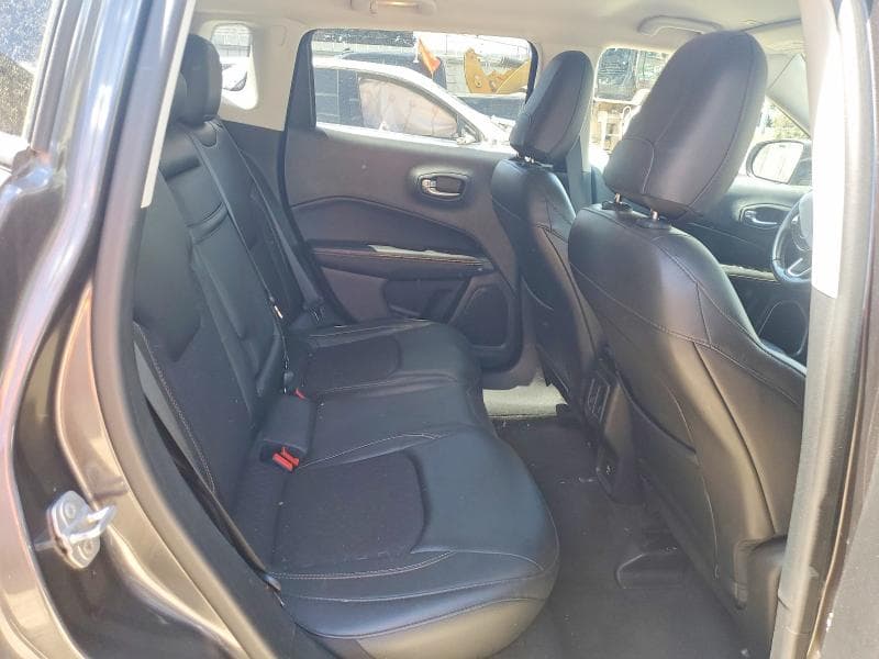 2018 JEEP COMPASS LATITUDE 11