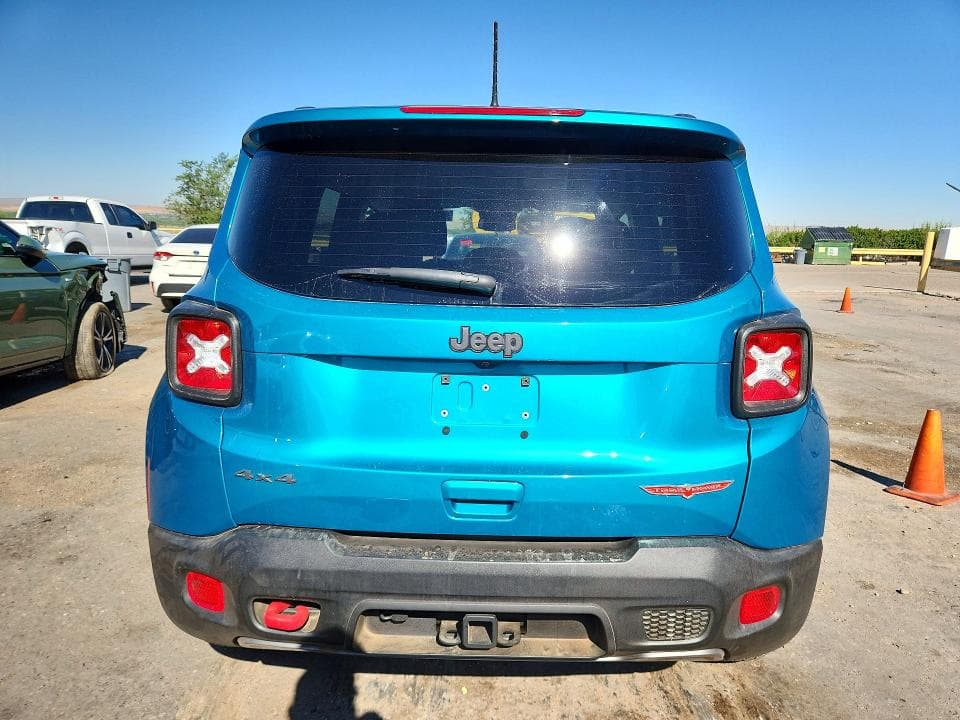 2020 JEEP RENEGADE TRAILHAWK 6