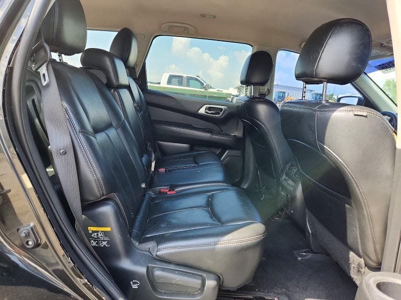2017 NISSAN PATHFINDER SL 11