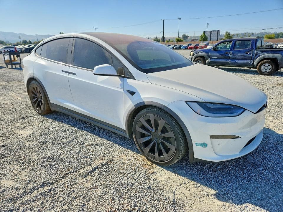2022 TESLA MODEL X 4