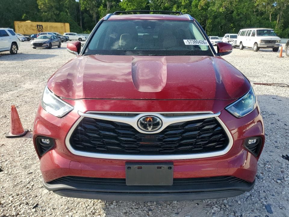 2021 TOYOTA HIGHLANDER XLE 5