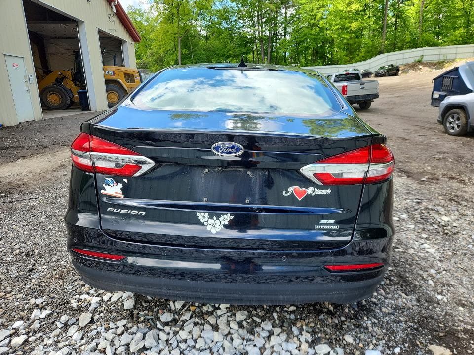 2020 FORD FUSION SE 6