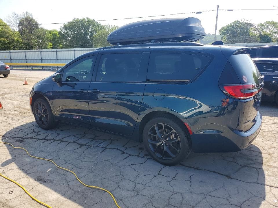 2023 CHRYSLER PACIFICA TOURING L 2