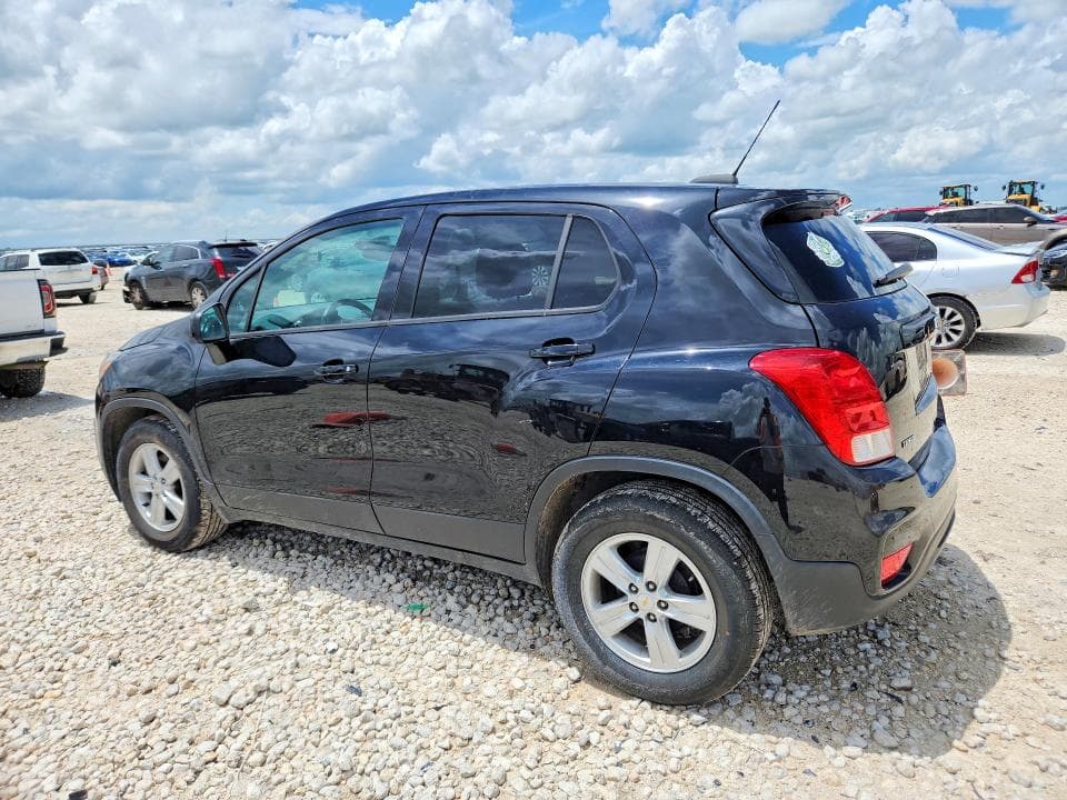 2020 CHEVROLET TRAX LS 2