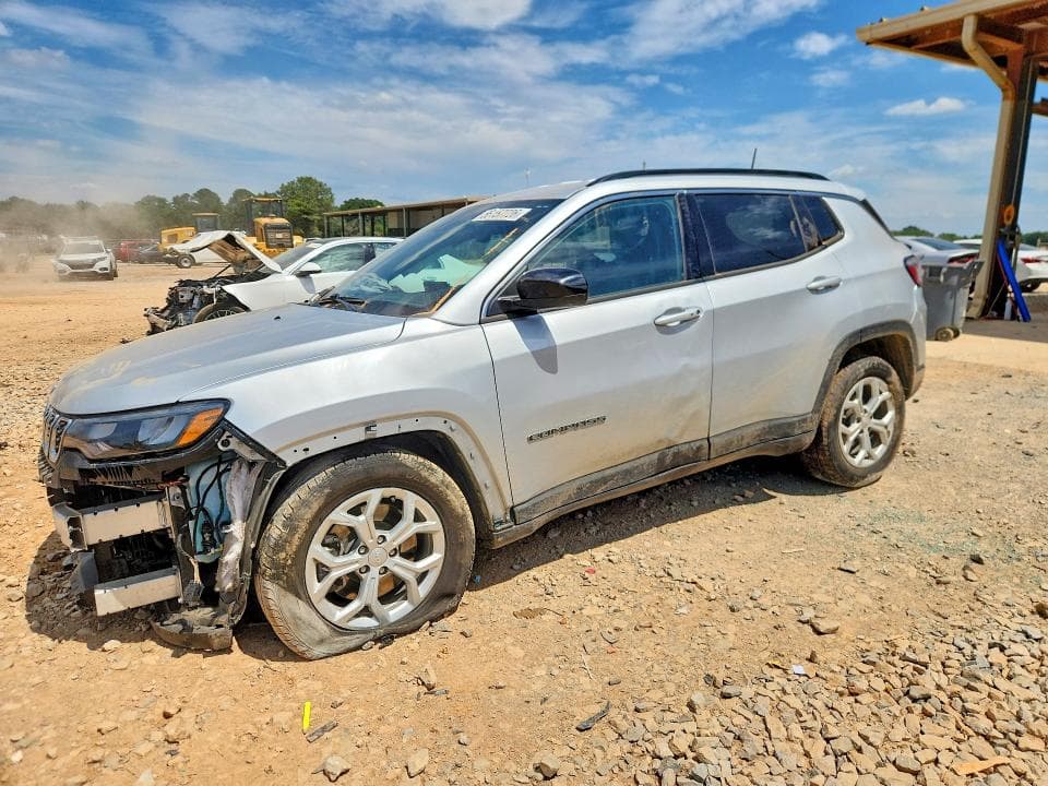 2024 JEEP COMPASS LATITUDE - 1