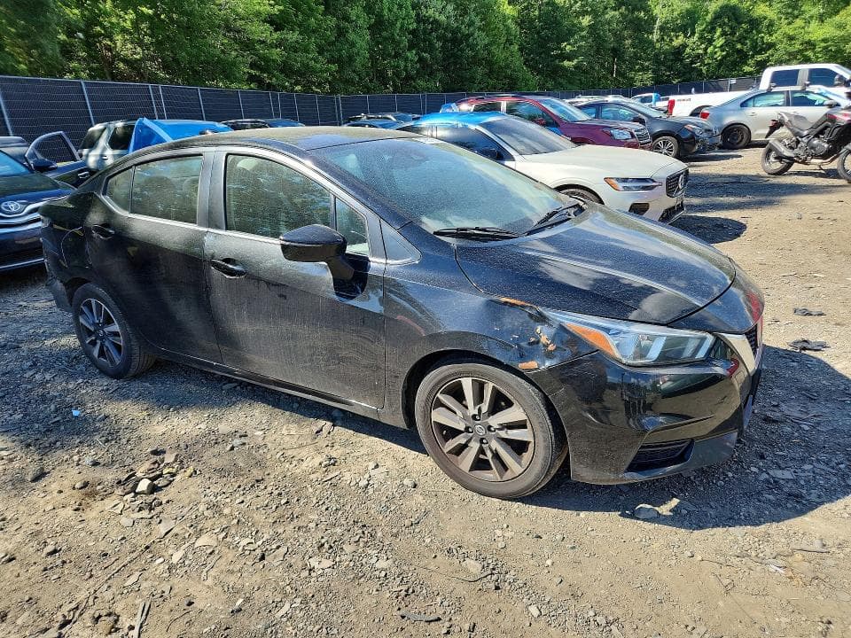 2020 NISSAN VERSA SV 4