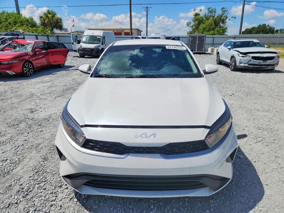 2024 KIA FORTE LXS 5