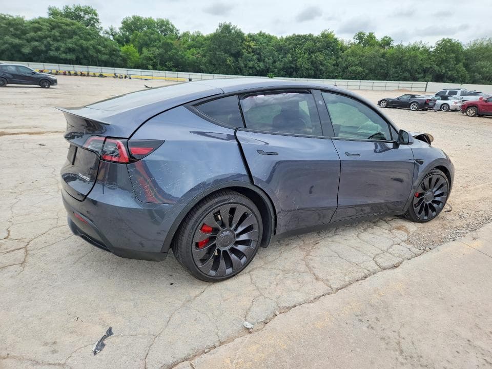 2023 TESLA MODEL Y 3