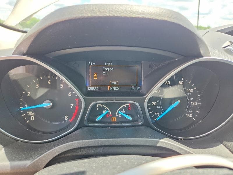 2017 FORD ESCAPE SE 9