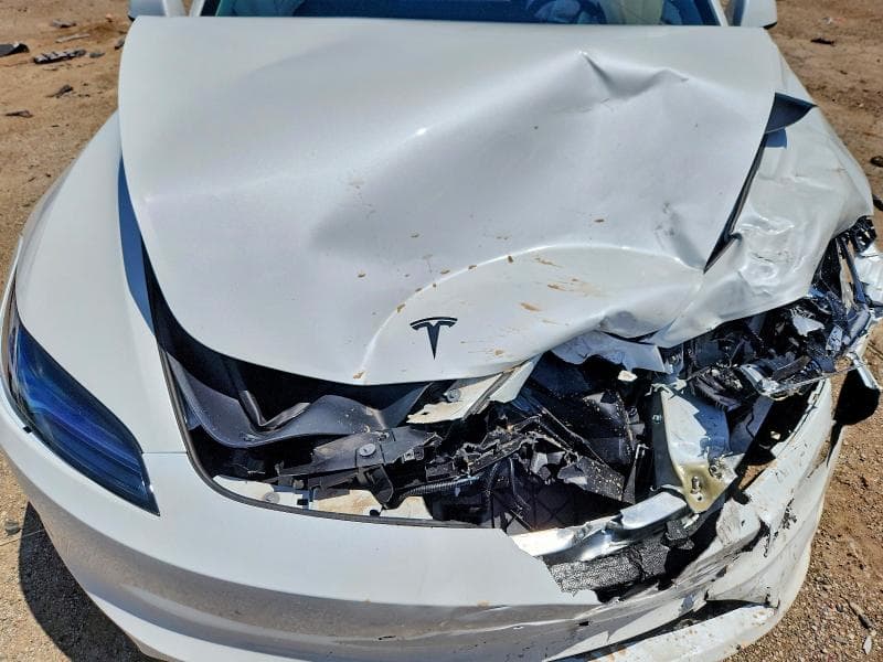 2026 TESLA MODEL 3 11