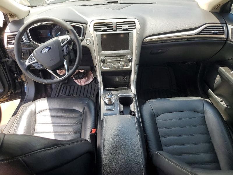 2017 FORD FUSION SE 8
