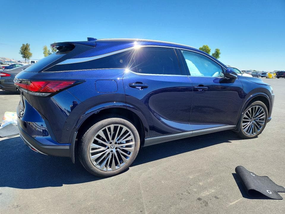 2025 LEXUS RX 450H+ LUXURY 3