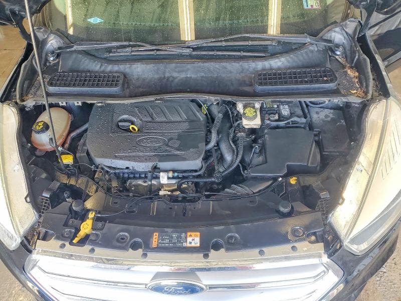2017 FORD ESCAPE SE 12