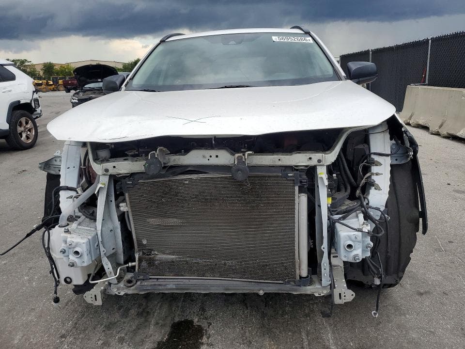 2019 TOYOTA RAV4 LE 5