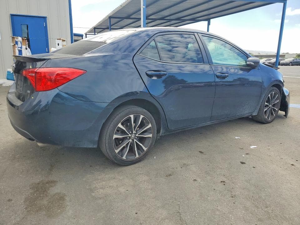 2018 TOYOTA COROLLA SE 3