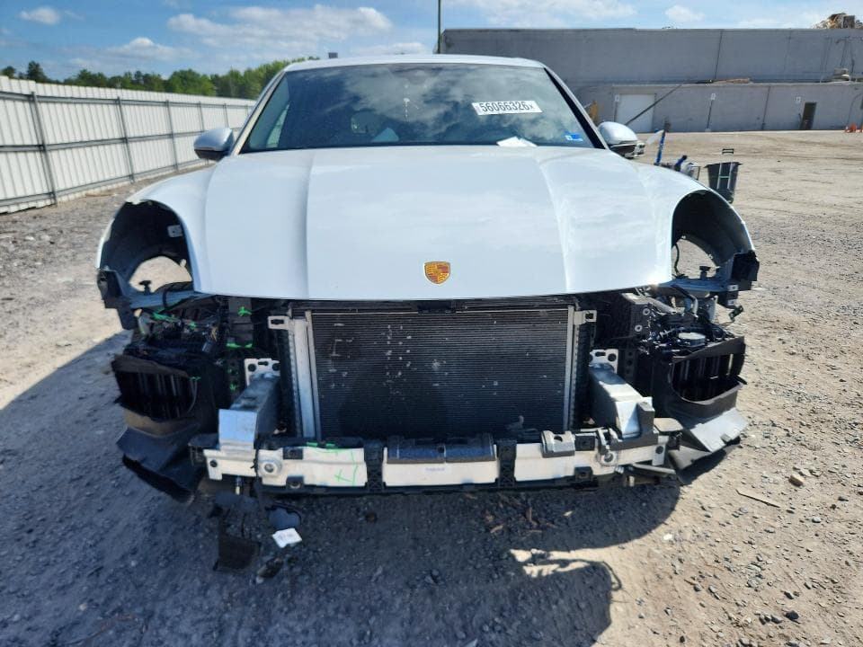 2023 PORSCHE CAYENNE BASE 5
