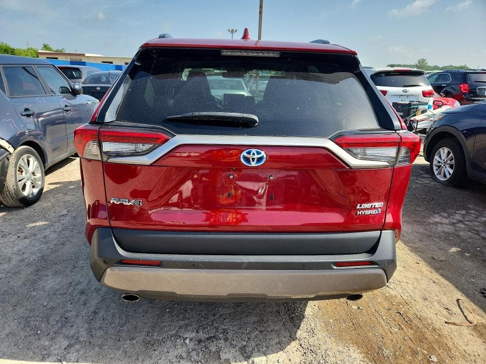 2020 TOYOTA RAV4 LIMITED 6