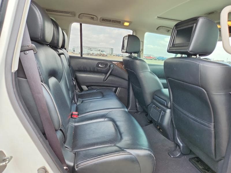 2017 INFINITI QX80 BASE 10