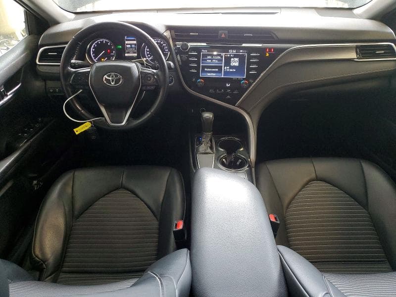2018 TOYOTA CAMRY L 8