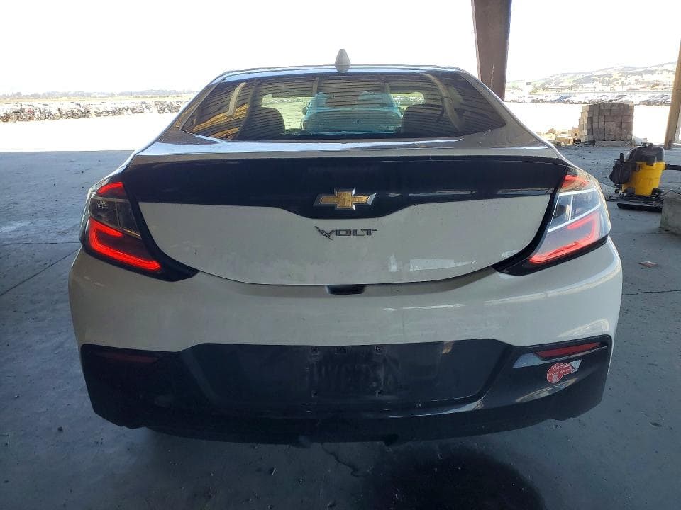 2017 CHEVROLET VOLT LT 6