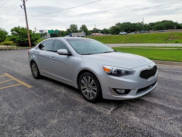 2016 KIA CADENZA