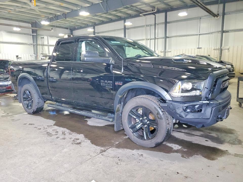 2023 RAM 1500 CLASSIC SLT 4