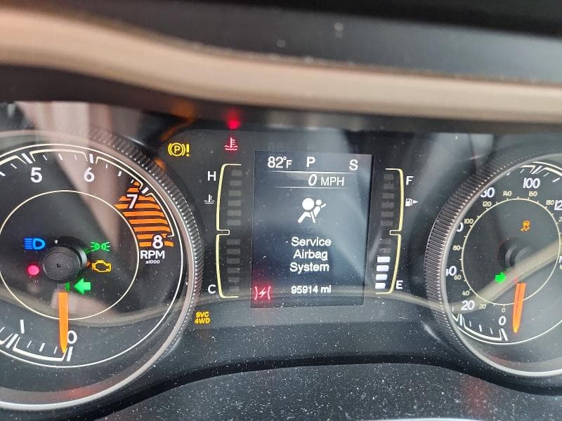 2018 JEEP CHEROKEE LATITUDE 9