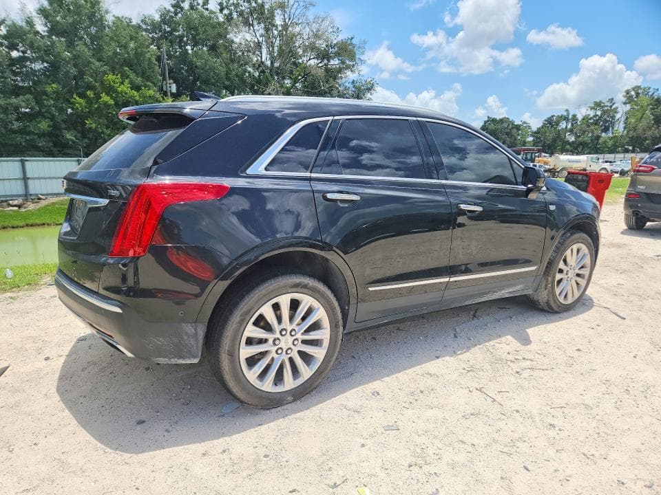 2018 CADILLAC XT5 PLATINUM 3
