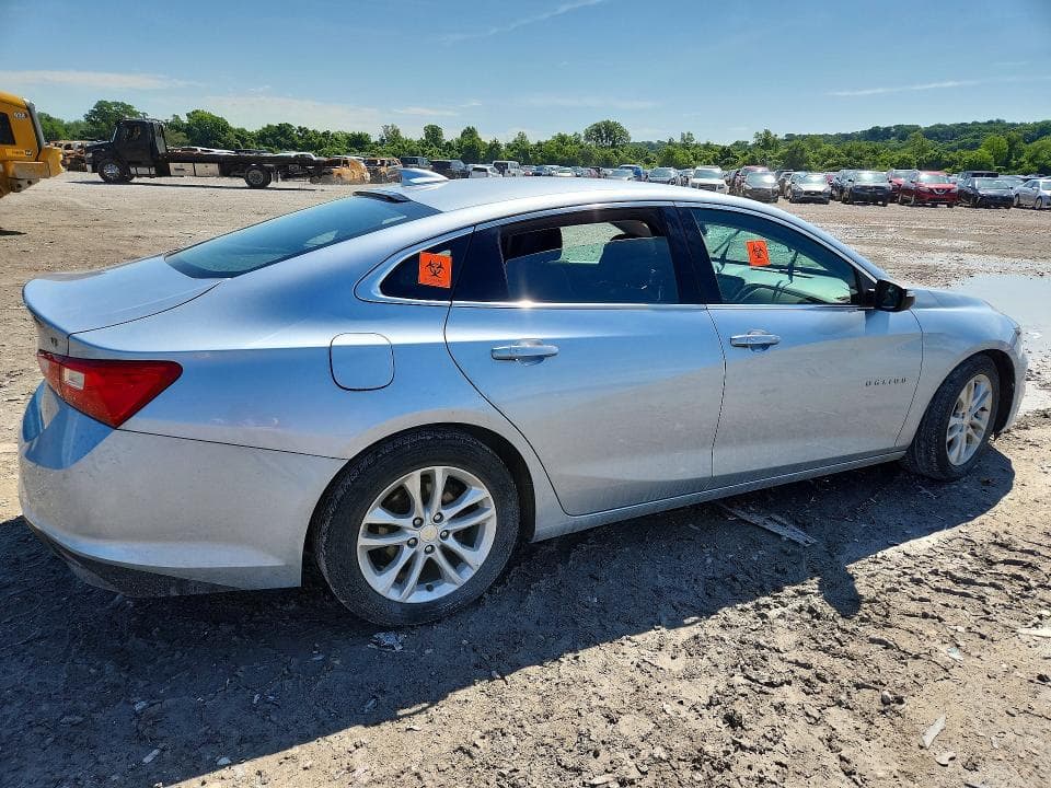 2017 CHEVROLET MALIBU LT 3