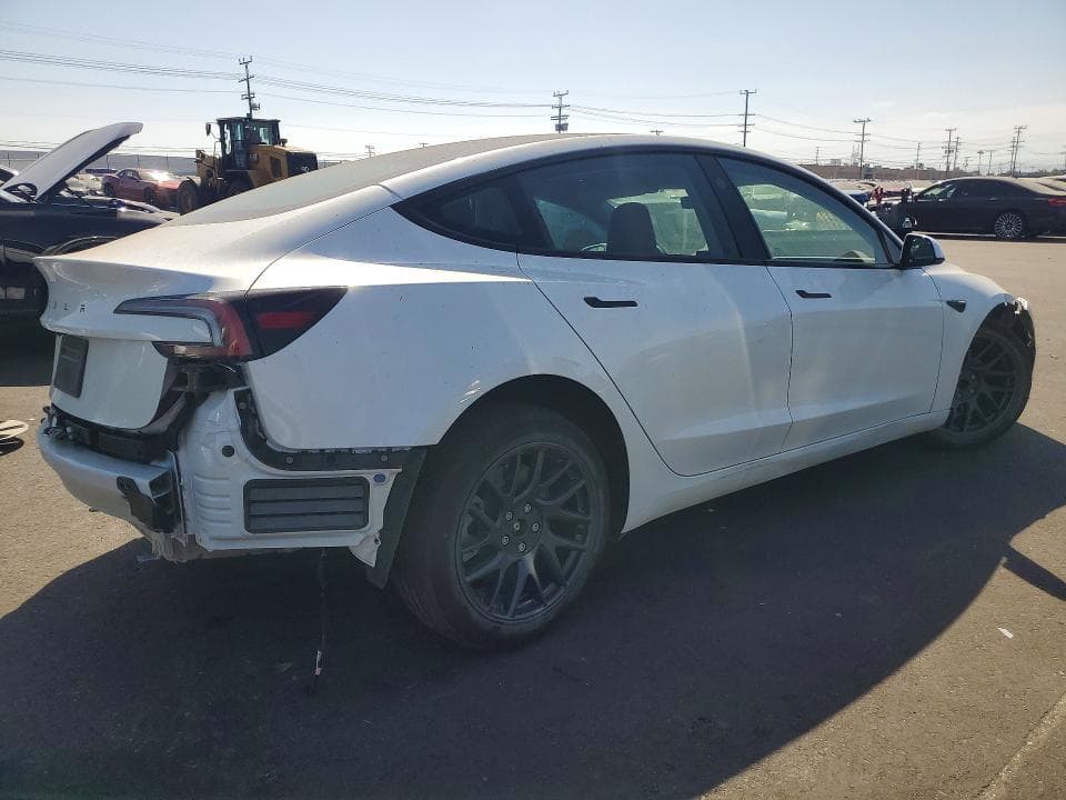 2026 TESLA MODEL 3 3