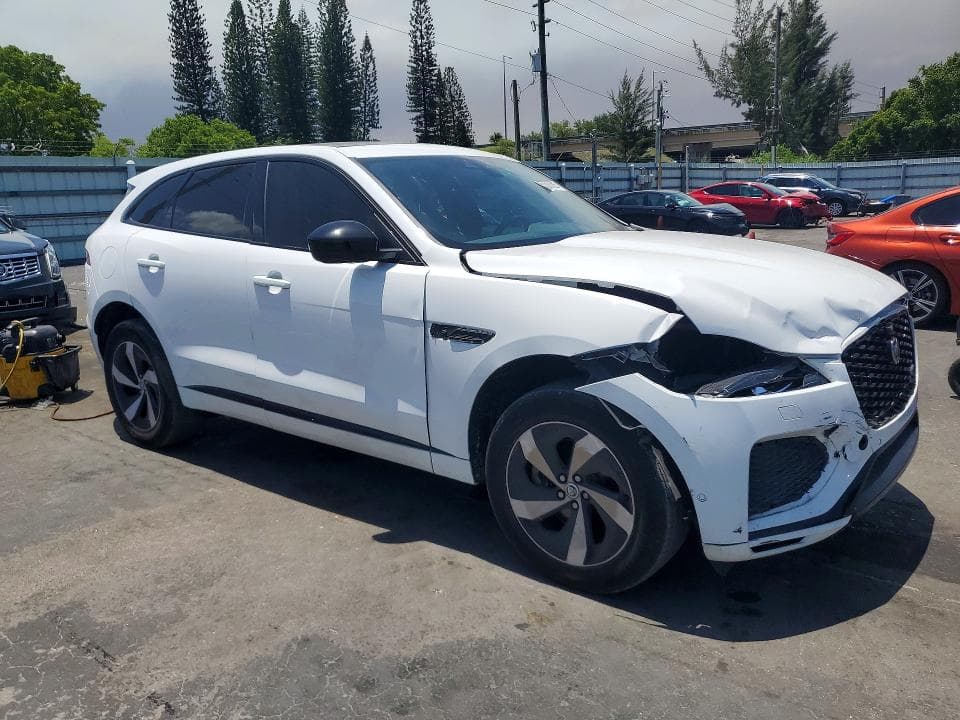 2024 JAGUAR F-PACE R-DYNAMIC S 4