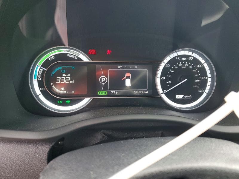 2019 KIA NIRO LX 9