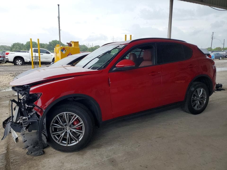 2022 ALFA ROMEO STELVIO