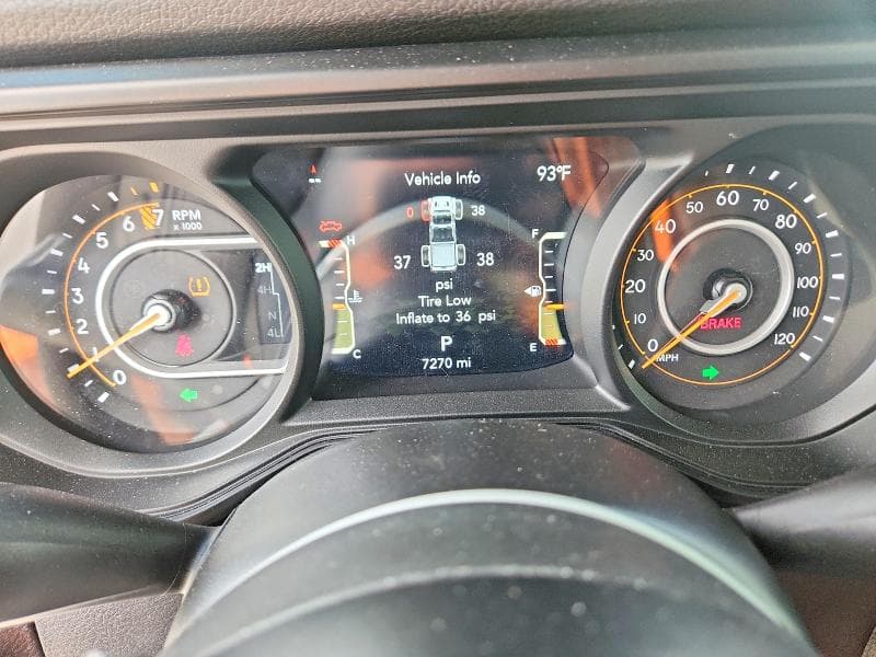 2025 JEEP GLADIATOR SPORT 9