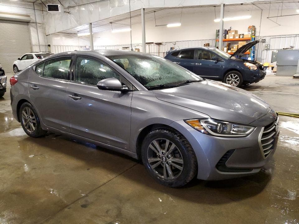 2018 HYUNDAI ELANTRA SEL 4