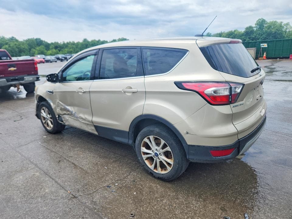 2017 FORD ESCAPE SE 2