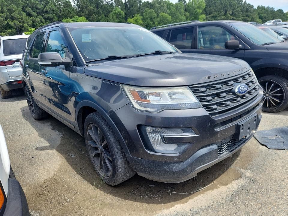 2017 FORD EXPLORER XLT 4