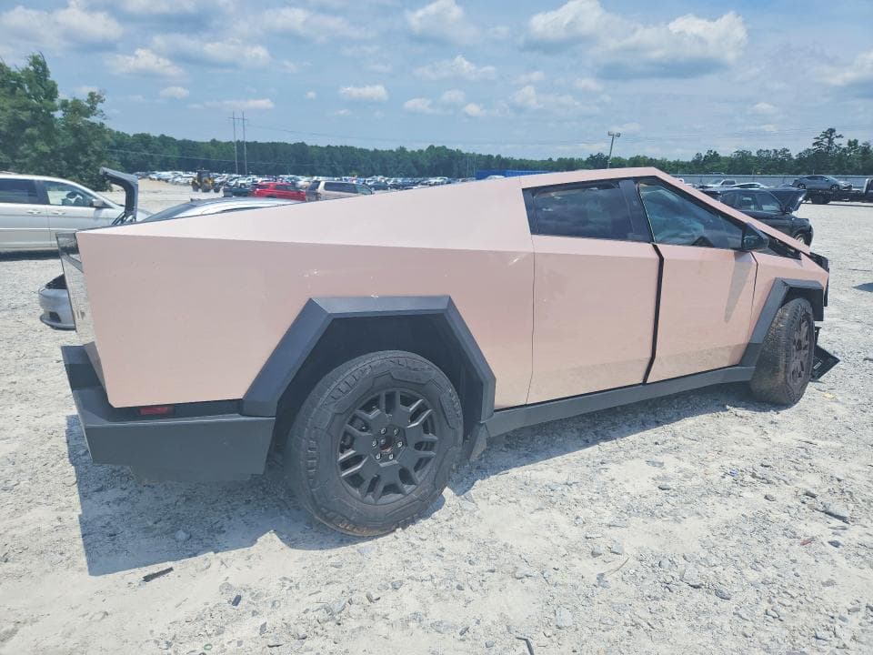 2024 TESLA CYBERTRUCK 3