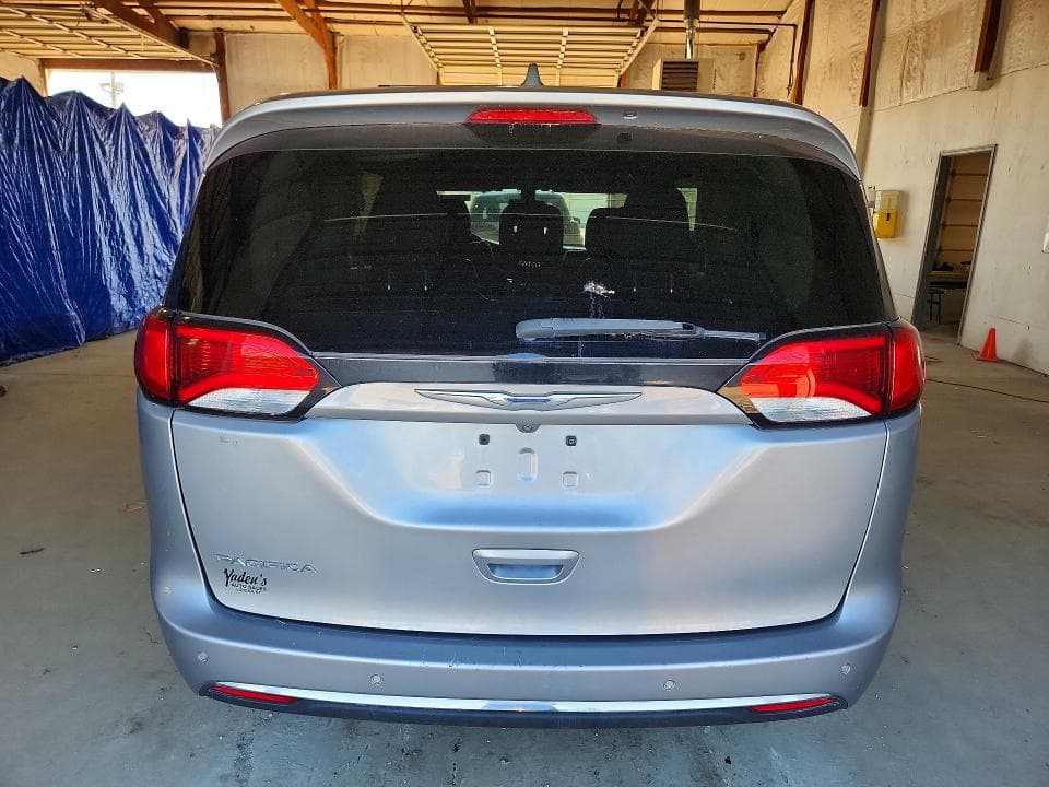 2018 CHRYSLER PACIFICA TOURING L 6