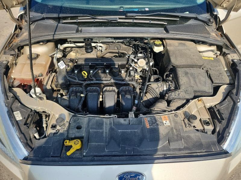 2017 FORD FOCUS SE 11