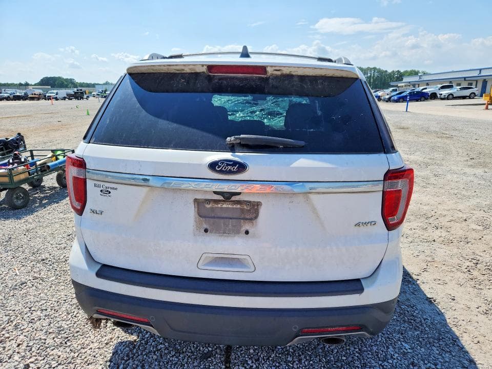 2018 FORD EXPLORER XLT 6