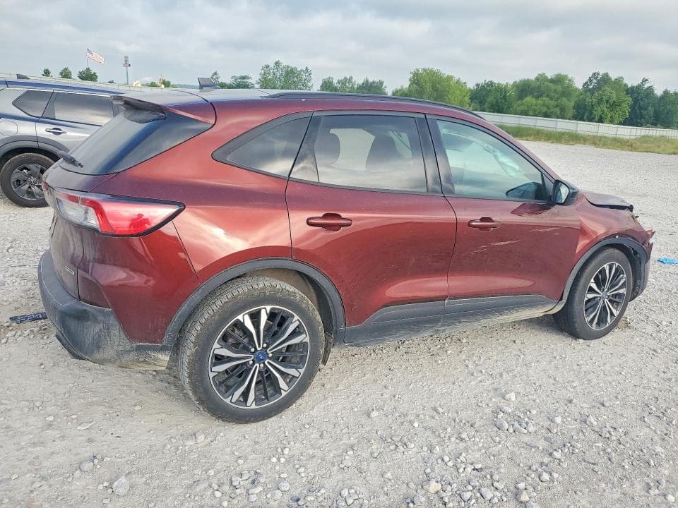2021 FORD ESCAPE SE 3