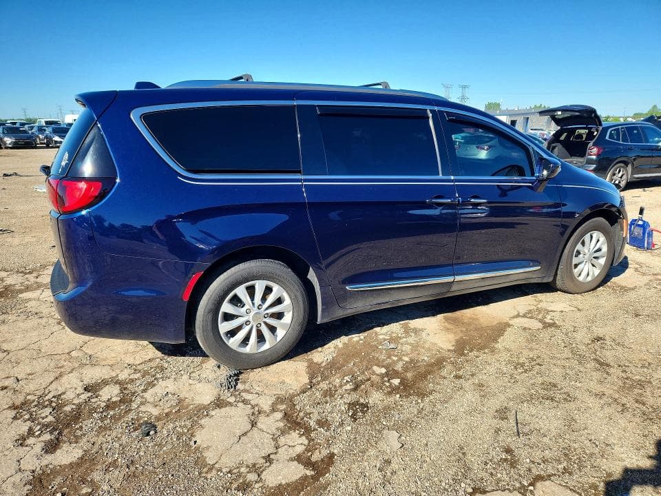 2018 CHRYSLER PACIFICA TOURING L PLUS 3