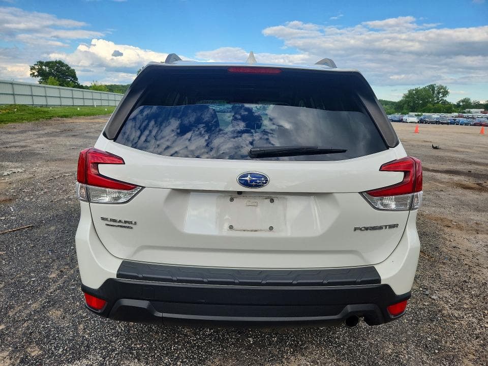2020 SUBARU FORESTER LIMITED 6