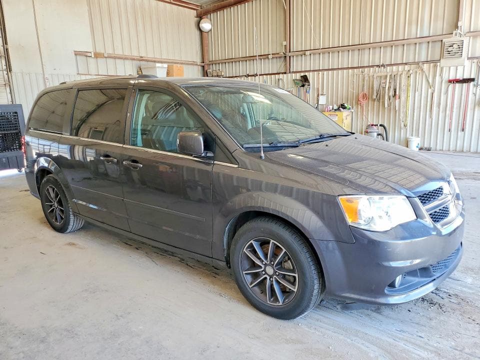 2017 DODGE GRAND CARAVAN SXT 4