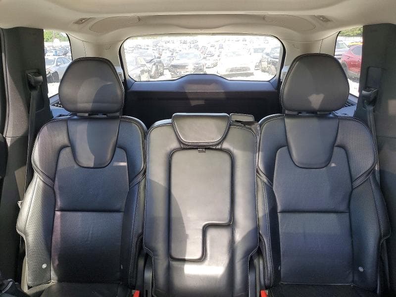 2018 VOLVO XC90 T6 10