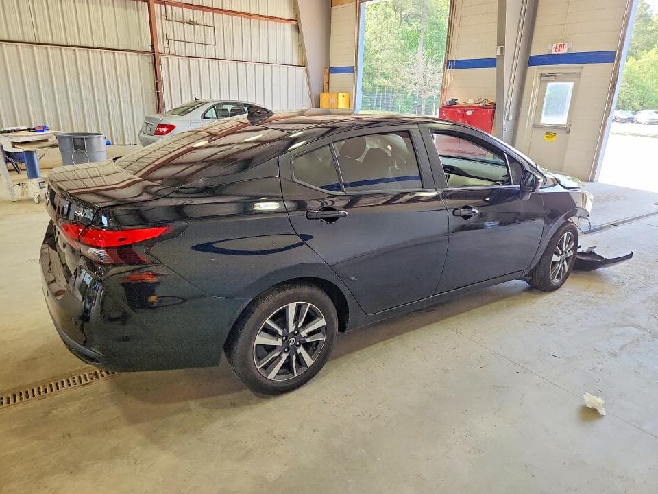 2021 NISSAN VERSA SV 3