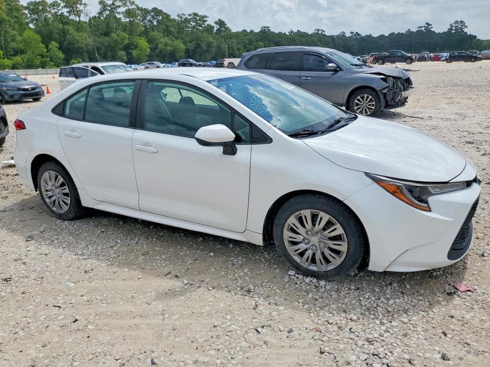 2020 TOYOTA COROLLA LE 4