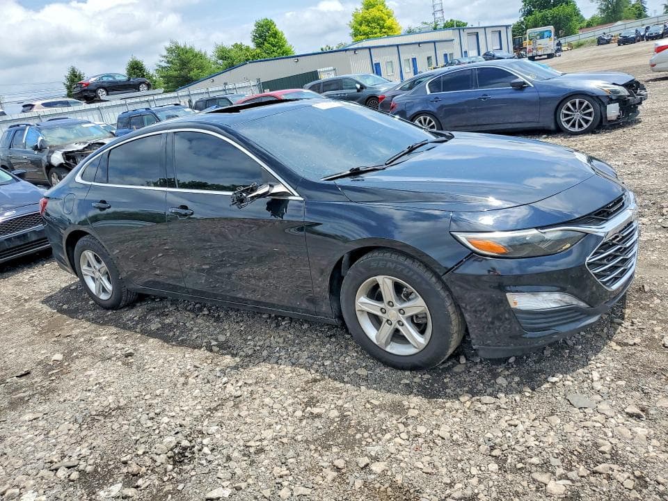 2022 CHEVROLET MALIBU LT 4