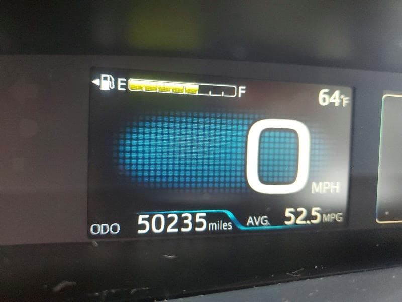 2017 TOYOTA PRIUS TWO 9